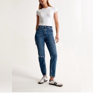 Abercrombie & Fitch “The Mom High Rise”